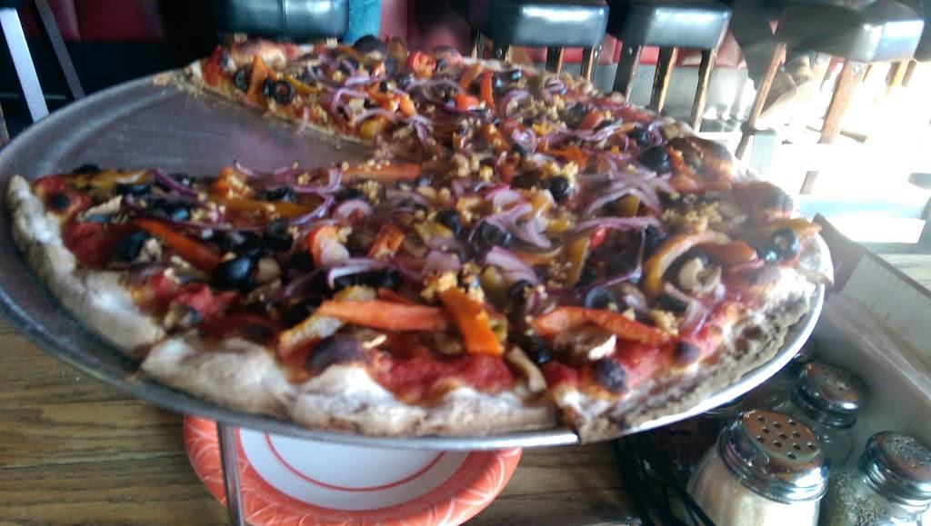 Jayn Bee Club | restaurant | 2736 20th St, San Francisco, CA 94110, USA | 4158244190 OR +1 415-824-4190