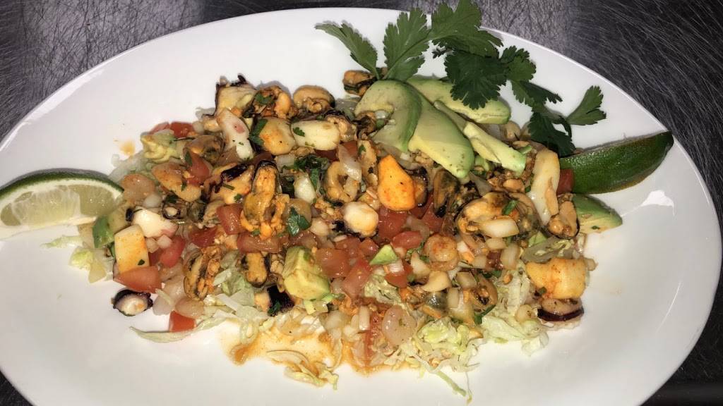 O’Manny’s Mexican Restaurant | restaurant | 3641 W Irving Park Rd, Chicago, IL 60618, USA | 7735164000 OR +1 773-516-4000