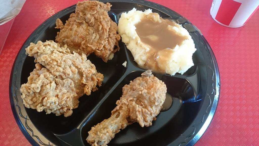 KFC | restaurant | 1751 Madison Ave, Council Bluffs, IA 51503, USA | 7123221166 OR +1 712-322-1166