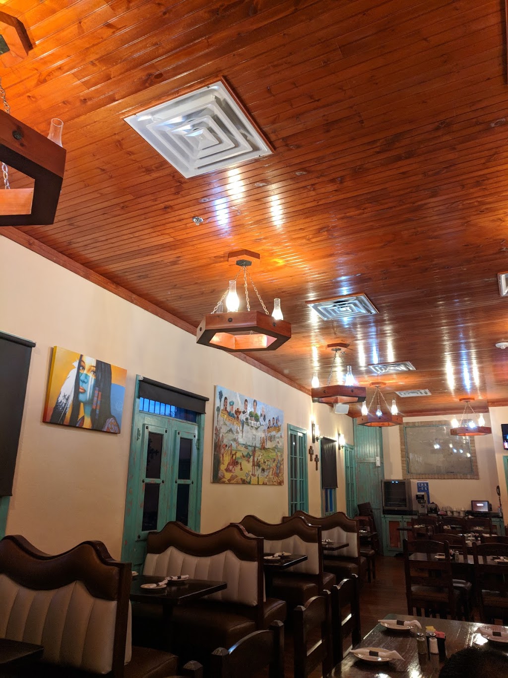Casa De Adobe | restaurant | 101 N Avasolo St, Rio Grande City, TX 78582, USA | 9564878216 OR +1 956-487-8216