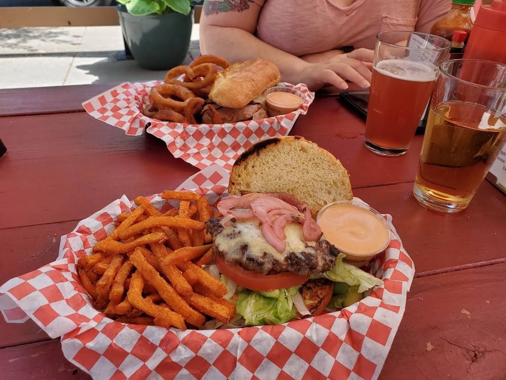 Duvall Tavern | restaurant | 15807 Main St NE, Duvall, WA 98019, USA | 4253186277 OR +1 425-318-6277