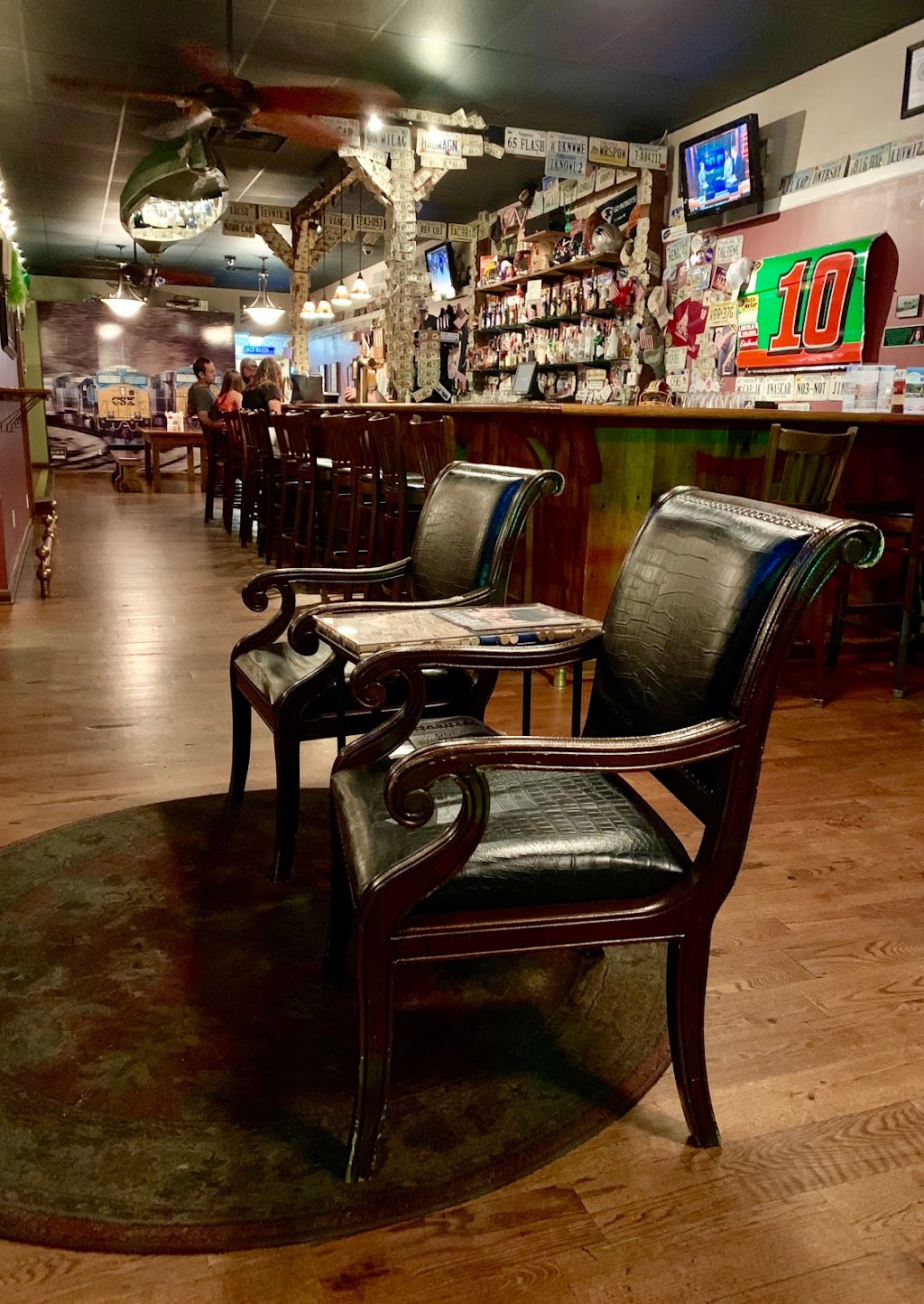 Jack Masons Tavern and Brewery | restaurant | 400 E Ridgeway St, Clifton Forge, VA 24422, USA | 5408625624 OR +1 540-862-5624