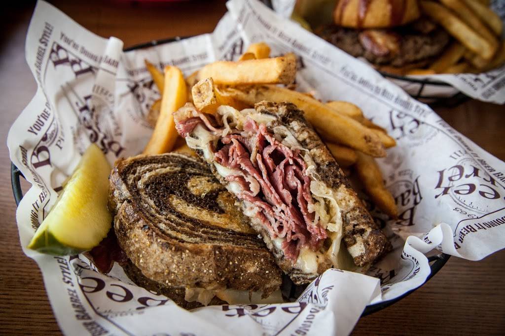 Beer Barrel Pizza and Grill | restaurant | 2200 Maple Street #315, Maumee, OH 43537, USA | 5673023030 OR +1 567-302-3030