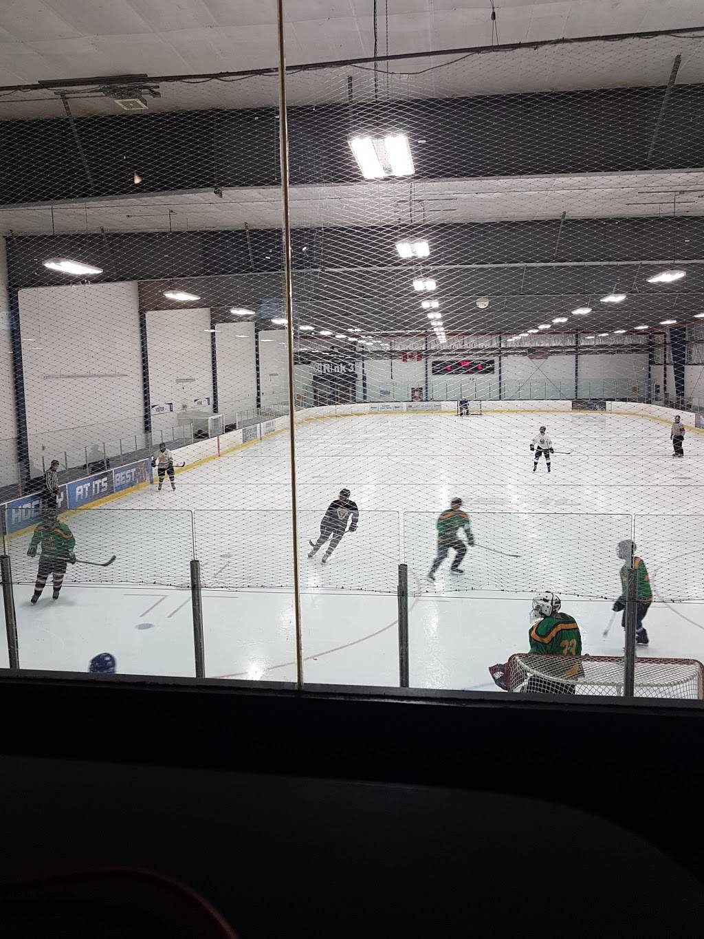 Canlan Ice Sports | restaurant | 159 Dynamic Dr, Scarborough, ON M1V 5L8, Canada | 4164120404 OR +1 416-412-0404