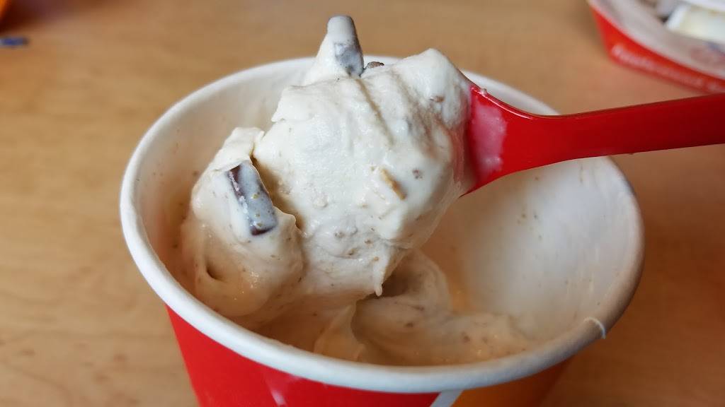 Dairy Queen Grill & Chill | restaurant | 100 Dorman Centre Dr, Spartanburg, SC 29301, USA | 8645760100 OR +1 864-576-0100