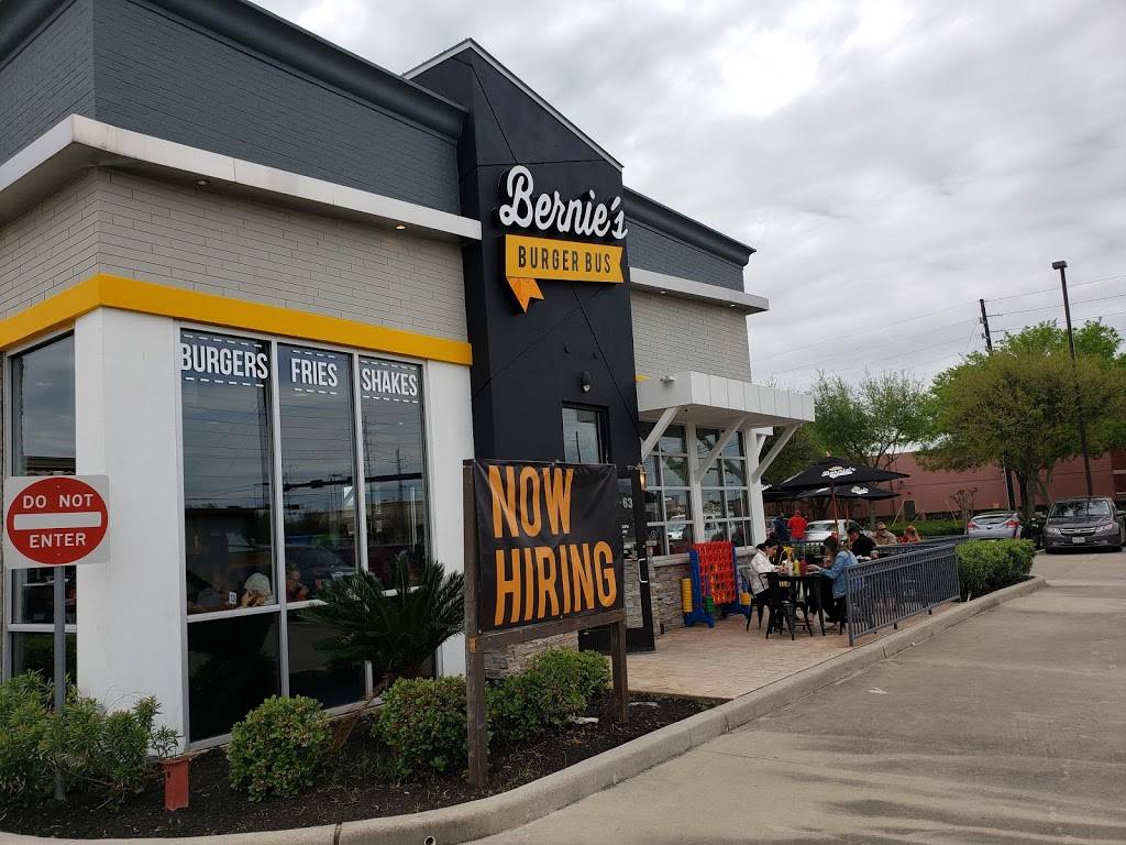 Bernies Burger Bus - Missouri City | restaurant | 6324 Hwy 6, Missouri City, TX 77459, USA | 2812087965 OR +1 281-208-7965