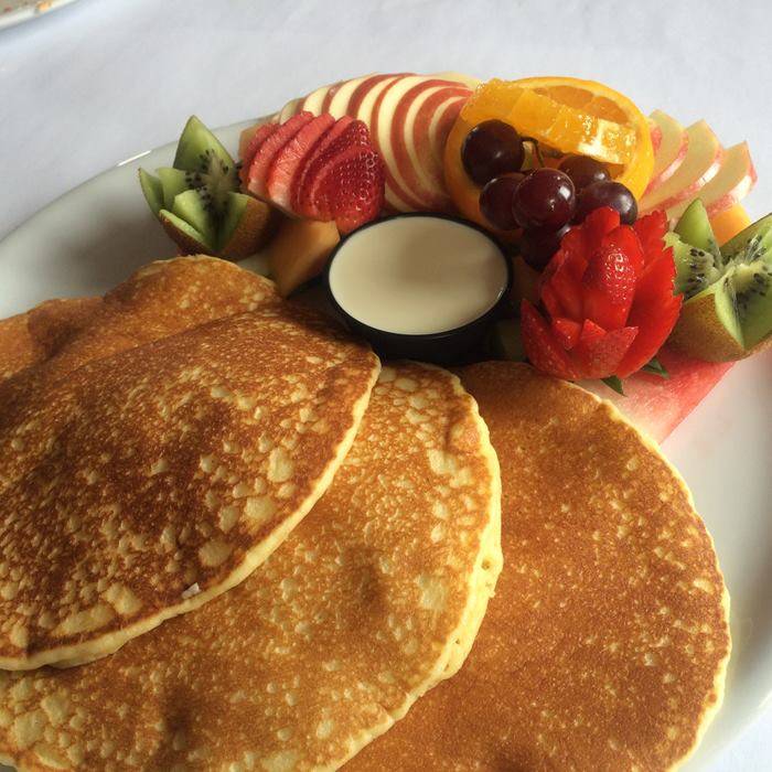 Le Vieux Chateau Restaurant | restaurant | 797 McGill St, Hawkesbury, ON K6A 1R5, Canada | 6136329877 OR +1 613-632-9877