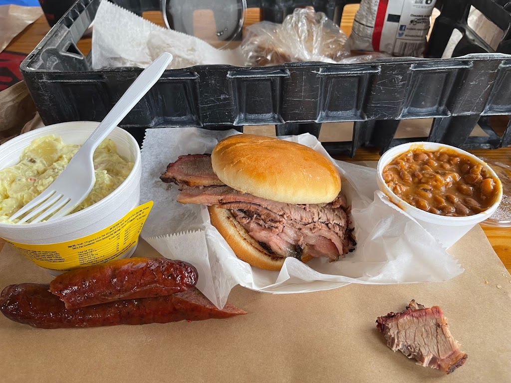 Rudys "Country Store" and Bar-B-Q | restaurant | 7305 McPherson Rd, Laredo, TX 78041, USA | 9567129629 OR +1 956-712-9629