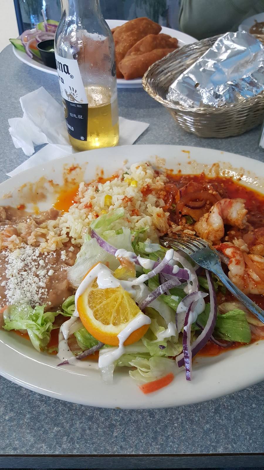 Mariscos El Parral | restaurant | 10330 Arlington Ave # 1, Riverside, CA 92505, USA | 9513542726 OR +1 951-354-2726