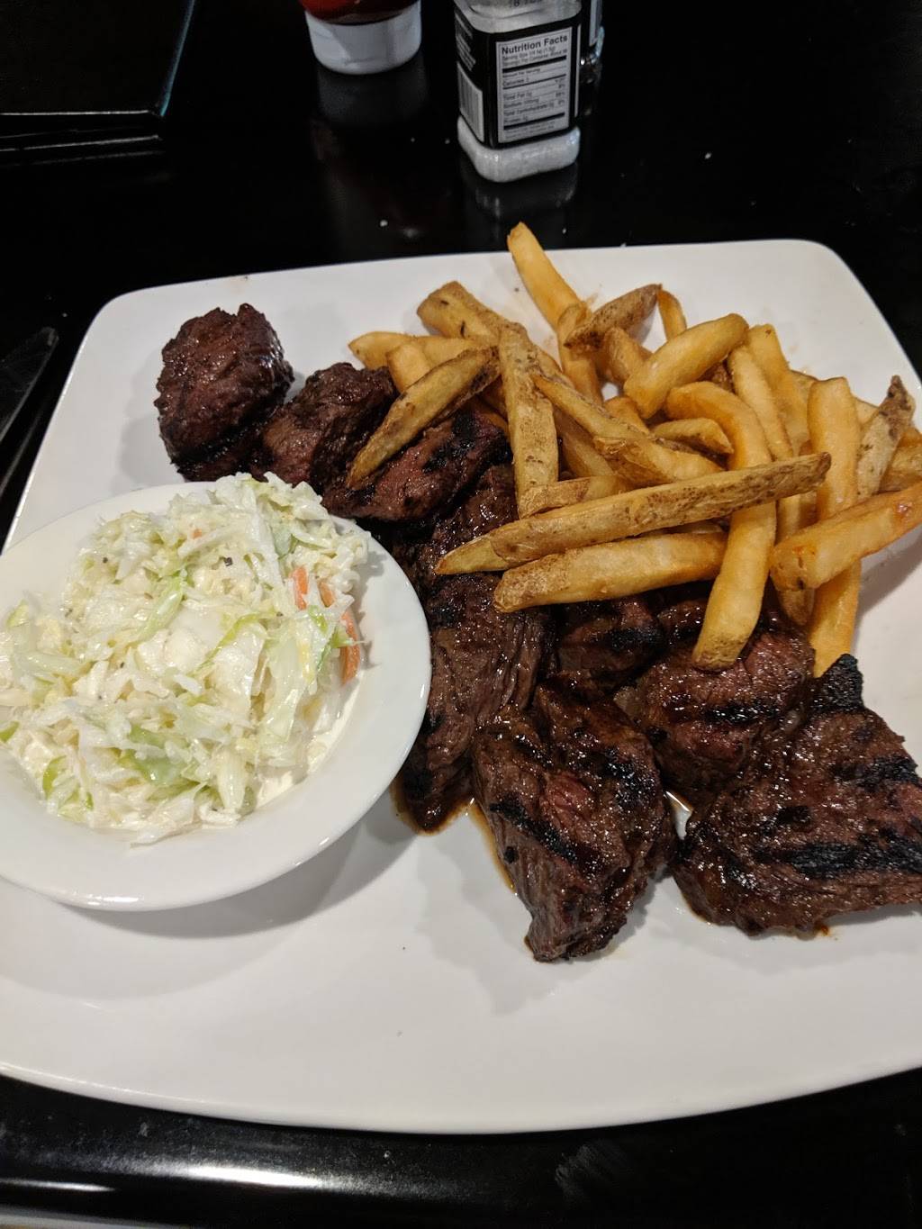 Bracks Grille & Tap | restaurant | 1280 Belmont St, Brockton, MA 02301, USA | 5082717777 OR +1 508-271-7777