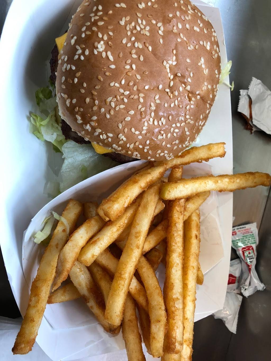 San Diego Burger Co. | restaurant | 879 W Harbor Dr g, San Diego, CA 92101, USA | 6192397901 OR +1 619-239-7901