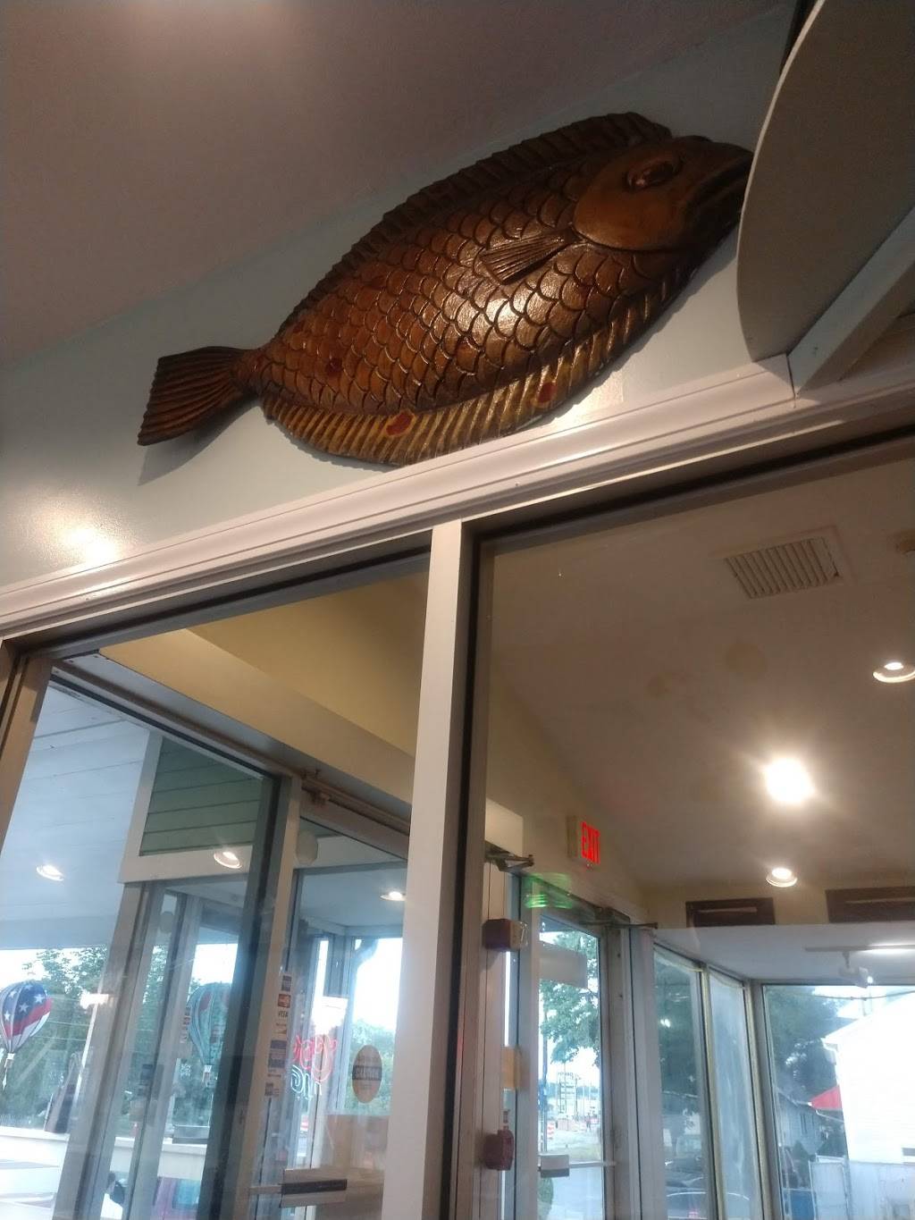 McMenamy Seafood | restaurant | 810 Belmont St Rt. 123, Brockton, MA 02301, USA | 5085861122 OR +1 508-586-1122