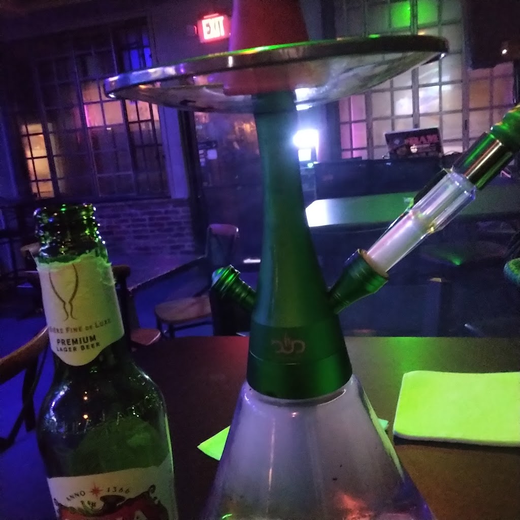 Neptunes Bar n Grill | restaurant | 304 University Ave, Newark, NJ 07102, USA | 9734566073 OR +1 973-456-6073