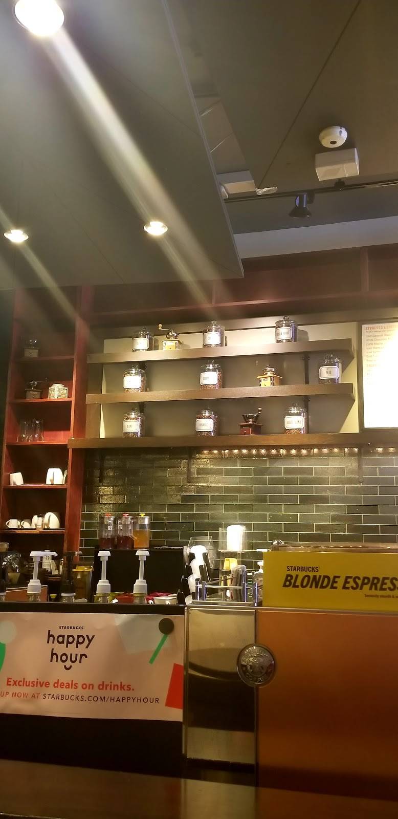 Starbucks | cafe | 47 Leonard St, Belmont, MA 02478, USA | 6174843213 OR +1 617-484-3213