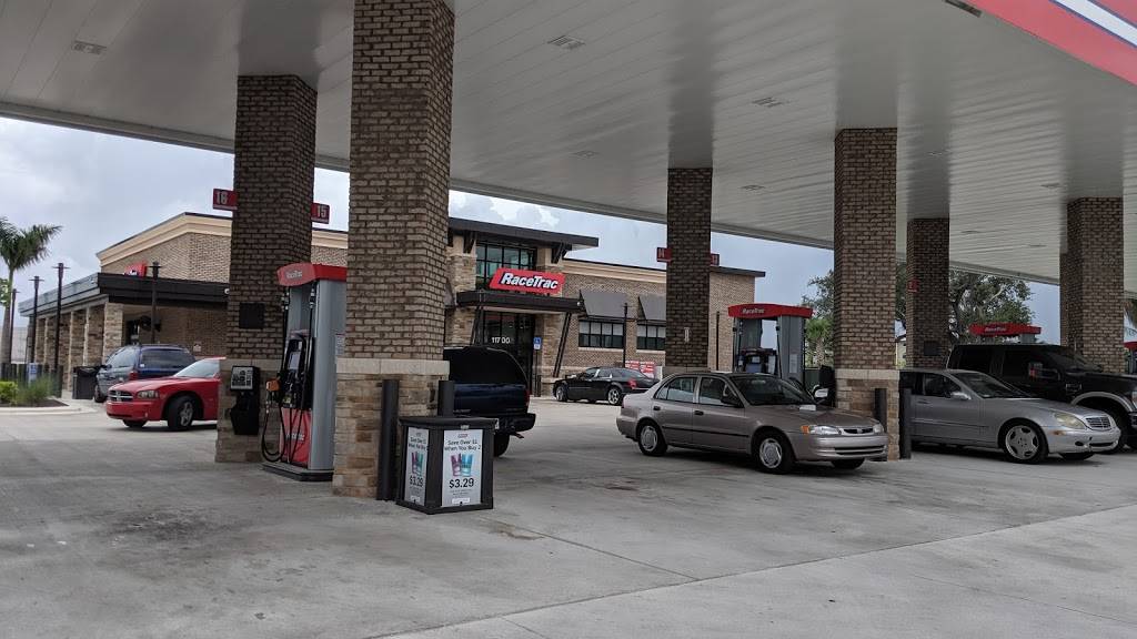 RaceTrac | bakery | 11700 E W Golf Dr, Miami, FL 33167, USA | 3056810200 OR +1 305-681-0200