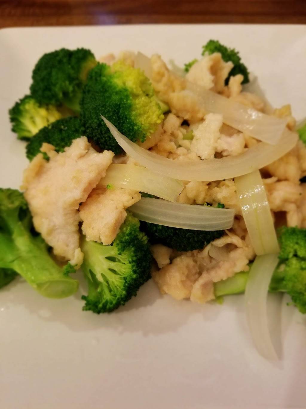 Szechuan House | restaurant | 11762 Lebanon Rd, Sharonville, OH 45241, USA | 5135634211 OR +1 513-563-4211