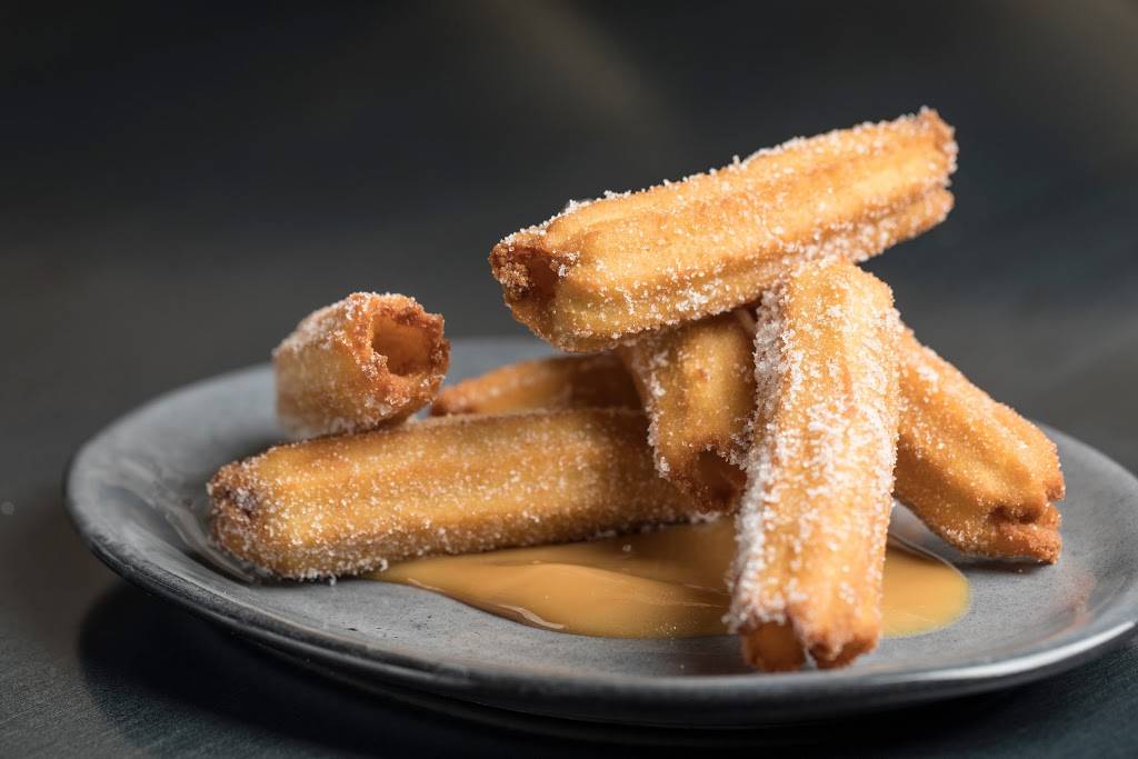 Livery | restaurant | 720 N College Ave, Indianapolis, IN 46202, USA | 3173830330 OR +1 317-383-0330