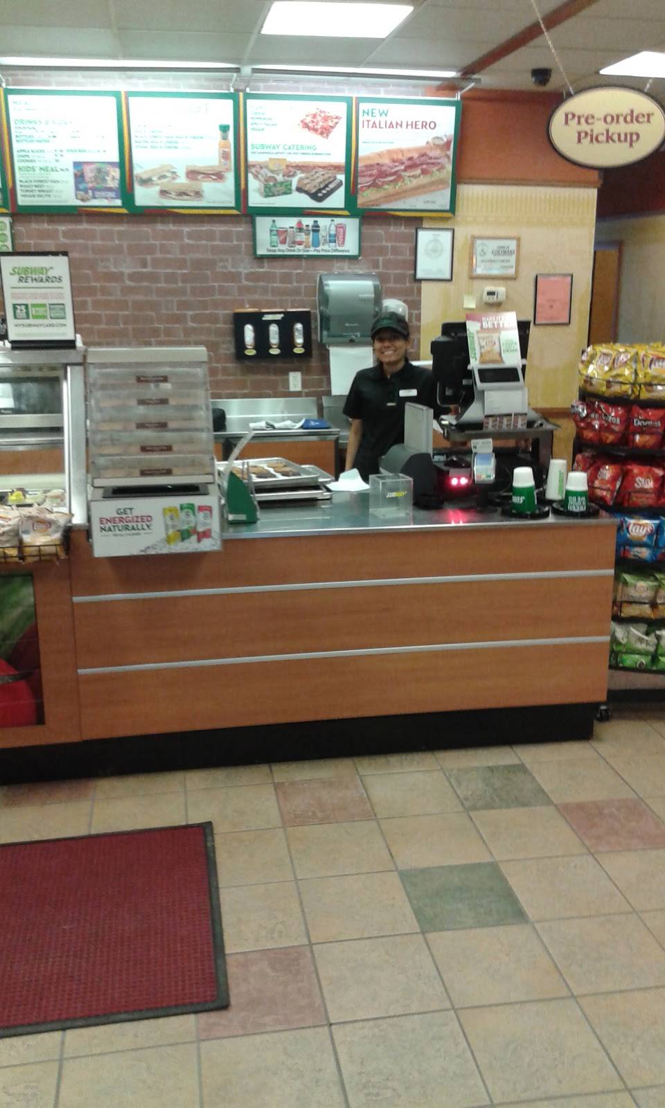 Subway | restaurant | 2500 Rte 9W, Ravena, NY 12143, USA | 5187561333 OR +1 518-756-1333