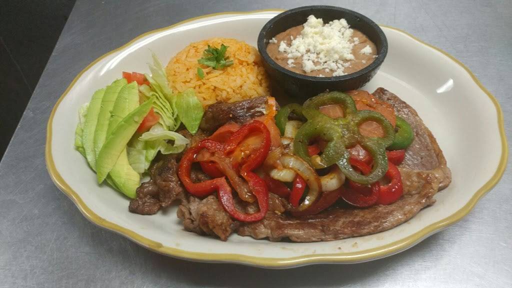 EL GUANAQUITO PUPUSERIA & MEXICAN FOOD | restaurant | A-, 68525 Ramon Rd #104, Cathedral City, CA 92234, USA | 7606563102 OR +1 760-656-3102