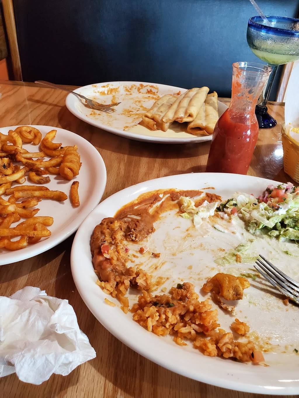 El Aguaje | restaurant | 1501 Gallatin Pike N, Madison, TN 37115, USA | 6156108080 OR +1 615-610-8080