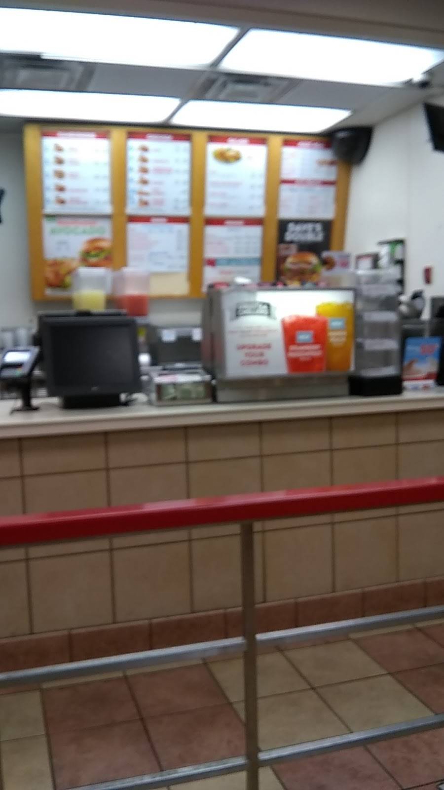 Wendys | restaurant | 4910 Vine St, St Bernard, OH 45217, USA | 5132426074 OR +1 513-242-6074