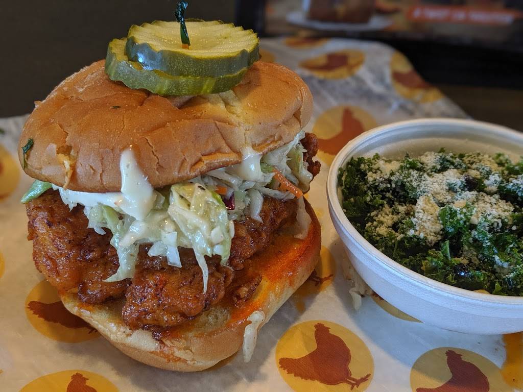 Joellas Hot Chicken | restaurant | 840 Ernest W Barrett Pkwy NW, Kennesaw, GA 30144, USA | 7704268144 OR +1 770-426-8144