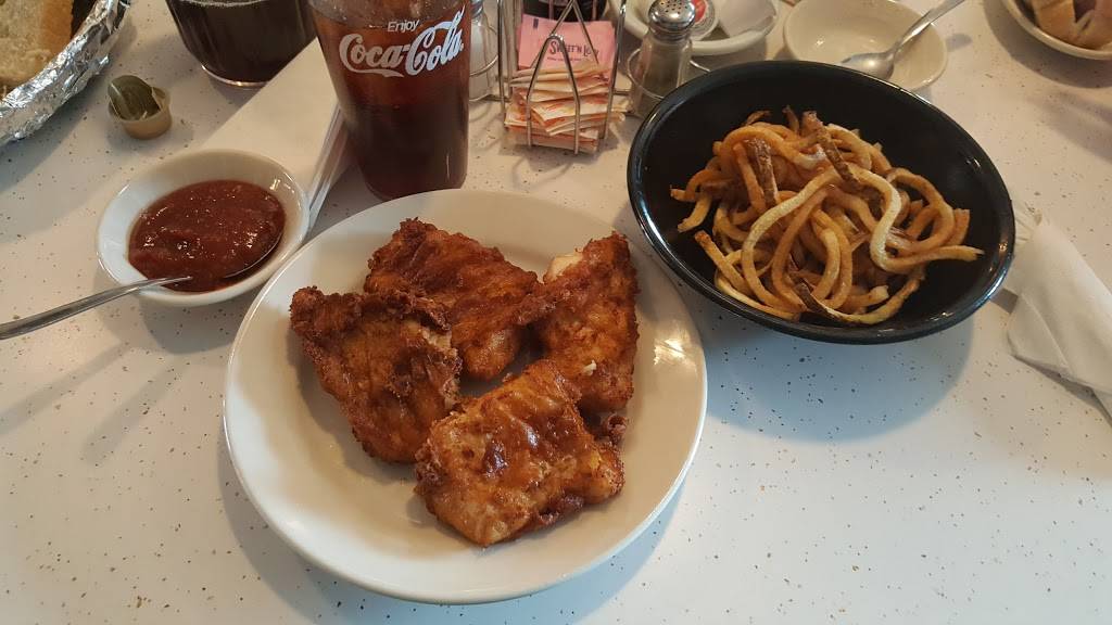 Hide-A-Way | restaurant | 4021 Mahoning Rd NE, Canton, OH 44705, USA | 3304524278 OR +1 330-452-4278