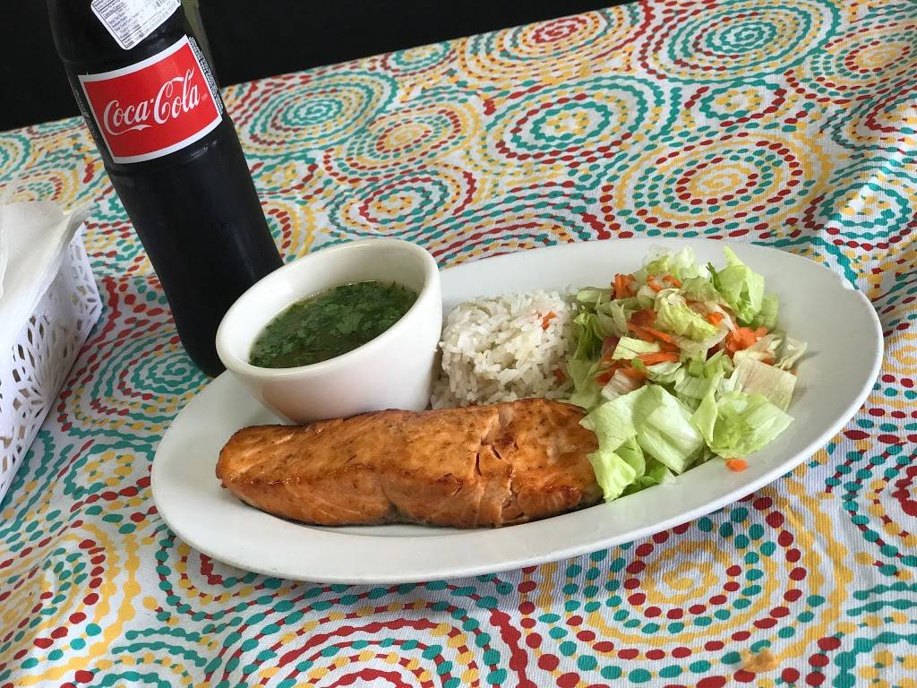 Lupitas Bakery & Restaurant | restaurant | 3806 S Western Ave, Los Angeles, CA 90062, USA | 3237337978 OR +1 323-733-7978