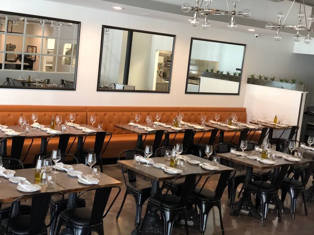 Eatalia | restaurant | 1936 Fountain View Dr, Houston, TX 77057, USA | 8326494357 OR +1 832-649-4357