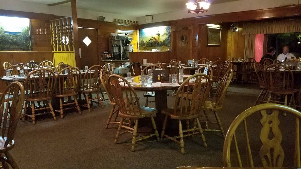 Greenwood Supper Club | restaurant | 9087 Co Rd A, Fish Creek, WI 54212, USA | 9208392451 OR +1 920-839-2451