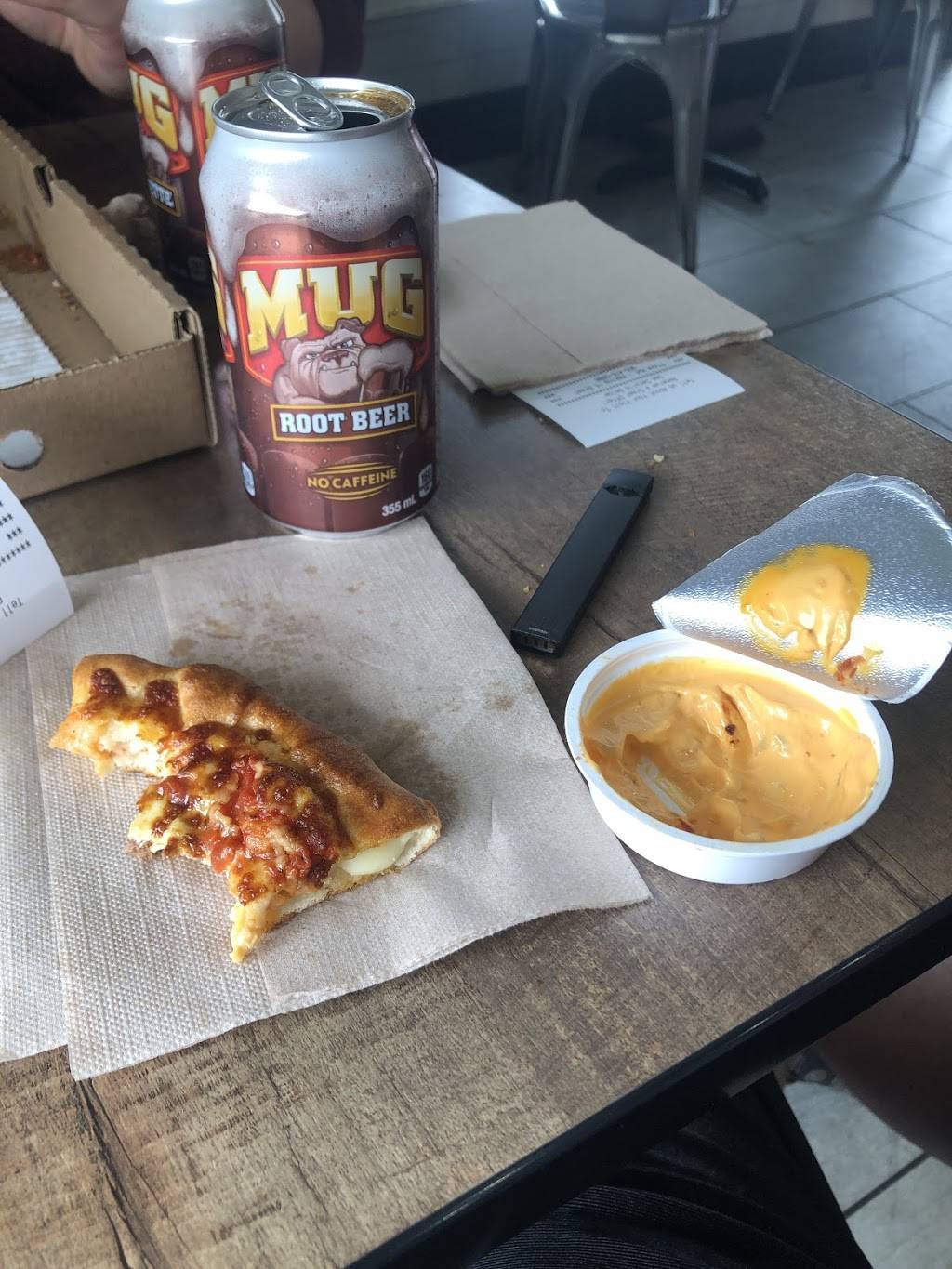 Pizza Hut | meal delivery | 482 The Queensway S, Keswick, ON L4P 2E3, Canada | 9054765888 OR +1 905-476-5888