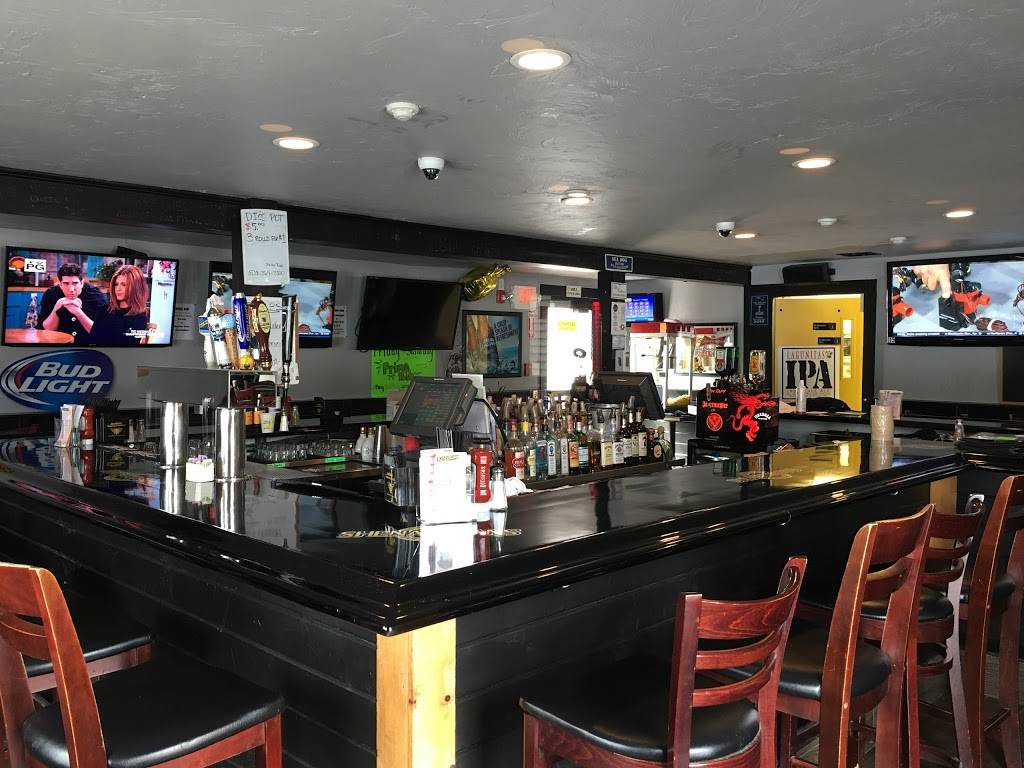 Shenanigans Bar & Grill | restaurant | 2691 Cranberry Hwy, Wareham, MA 02571, USA | 5082913230 OR +1 508-291-3230