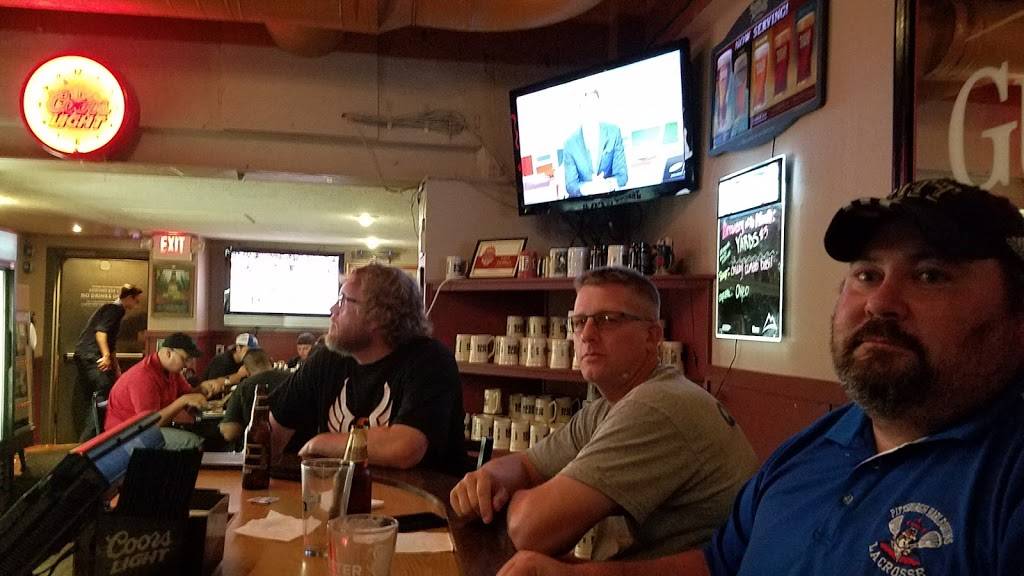 Sidelines Bar & Grill | restaurant | 621 Evergreen Rd, Pittsburgh, PA 15209, USA | 4128214492 OR +1 412-821-4492