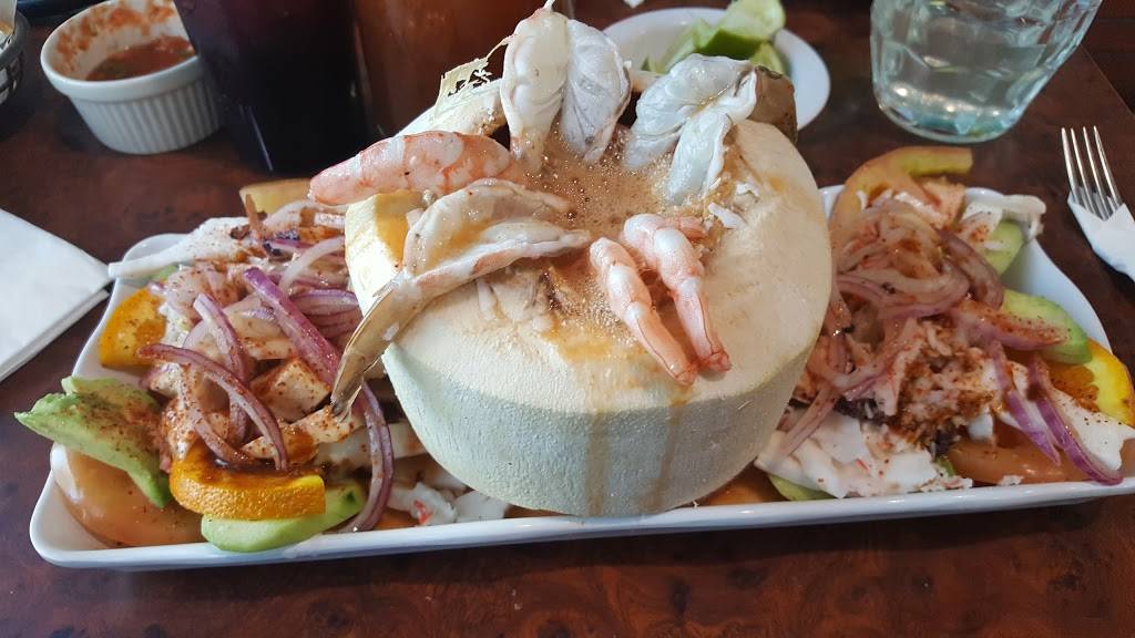 Tacos Y Mariscos La Fuente | restaurant | 9452 Artesia Blvd, Bellflower, CA 90706, USA | 7148262778 OR +1 714-826-2778