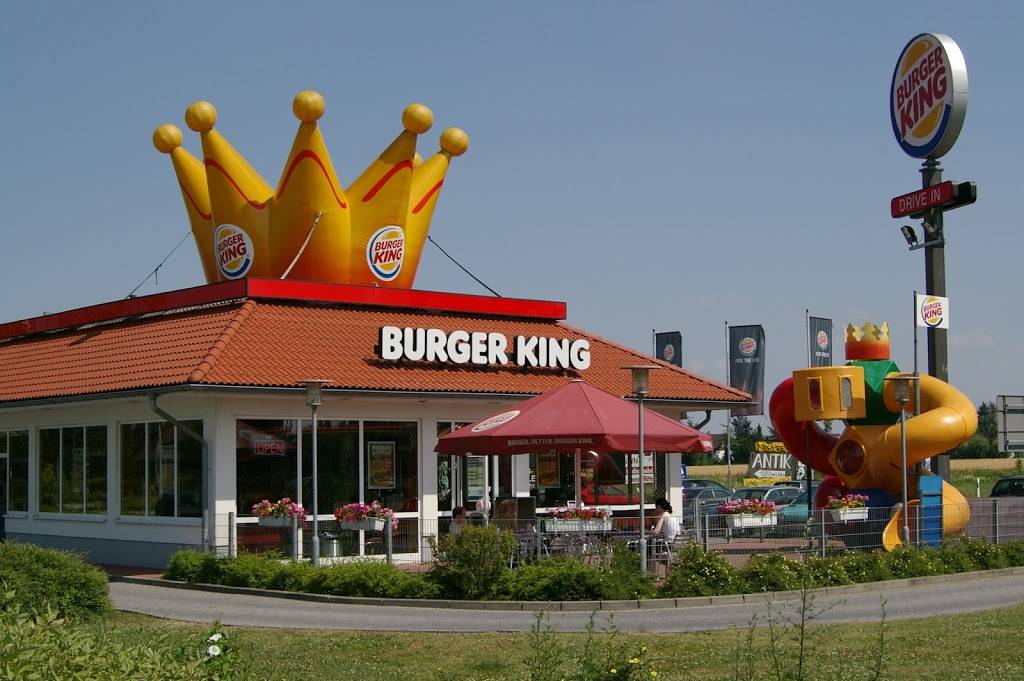 Burger King | restaurant | 60 Hartford Ave, Providence, RI 02909, USA | 4018311035 OR +1 401-831-1035