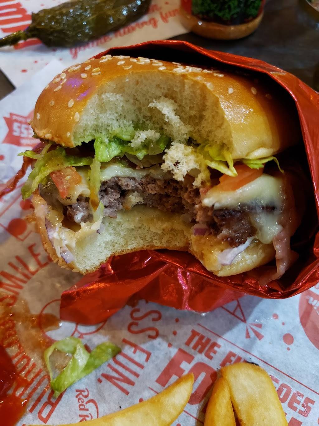 Red Robin Gourmet Burgers and Brews | restaurant | 2200 Eastridge Loop #2073, San Jose, CA 95122, USA | 4082231000 OR +1 408-223-1000