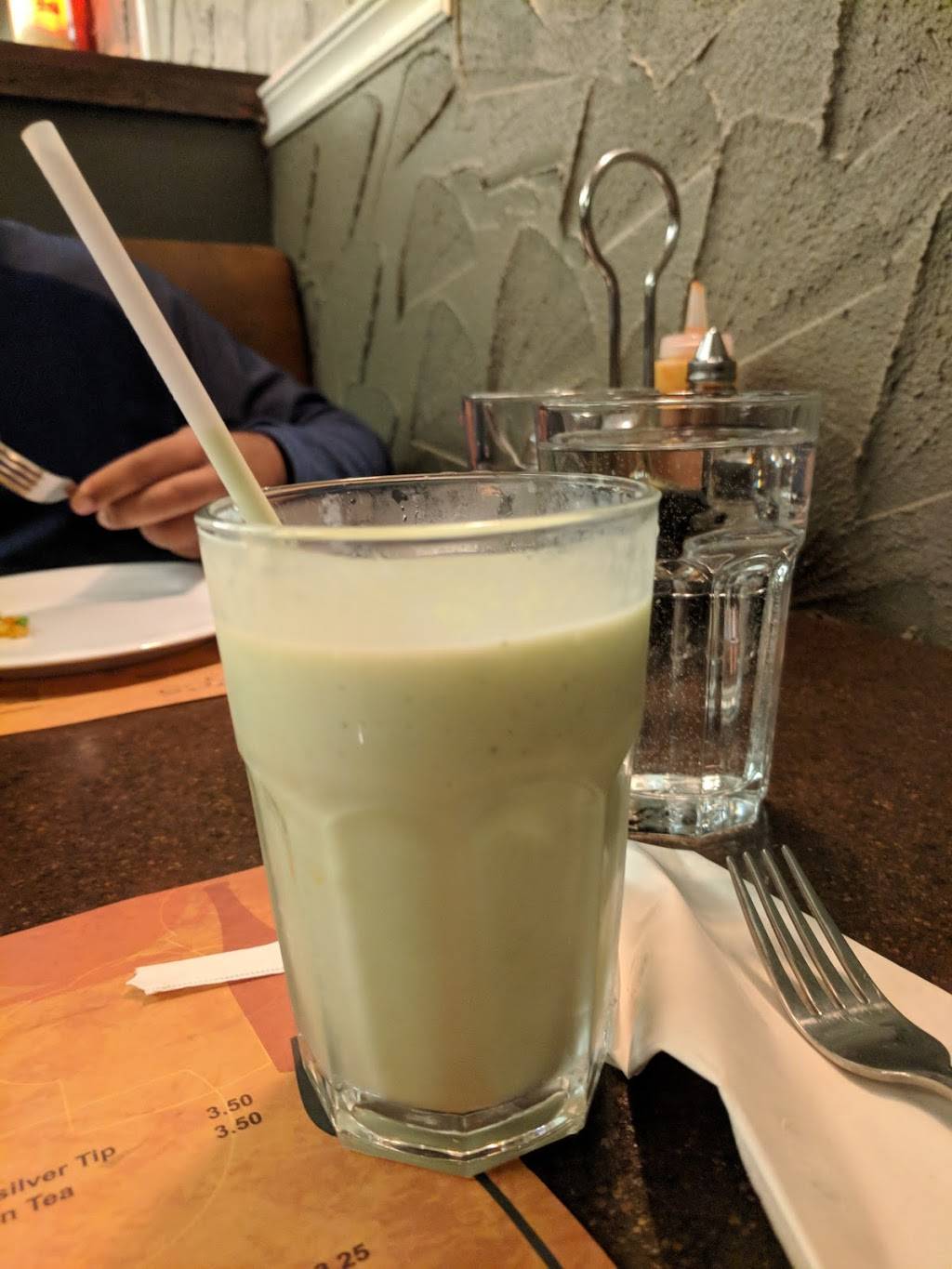 Royal Jasmine | restaurant | 5165 Dixie Rd #3, Mississauga, ON L4W 4G1, Canada | 9056021688 OR +1 905-602-1688