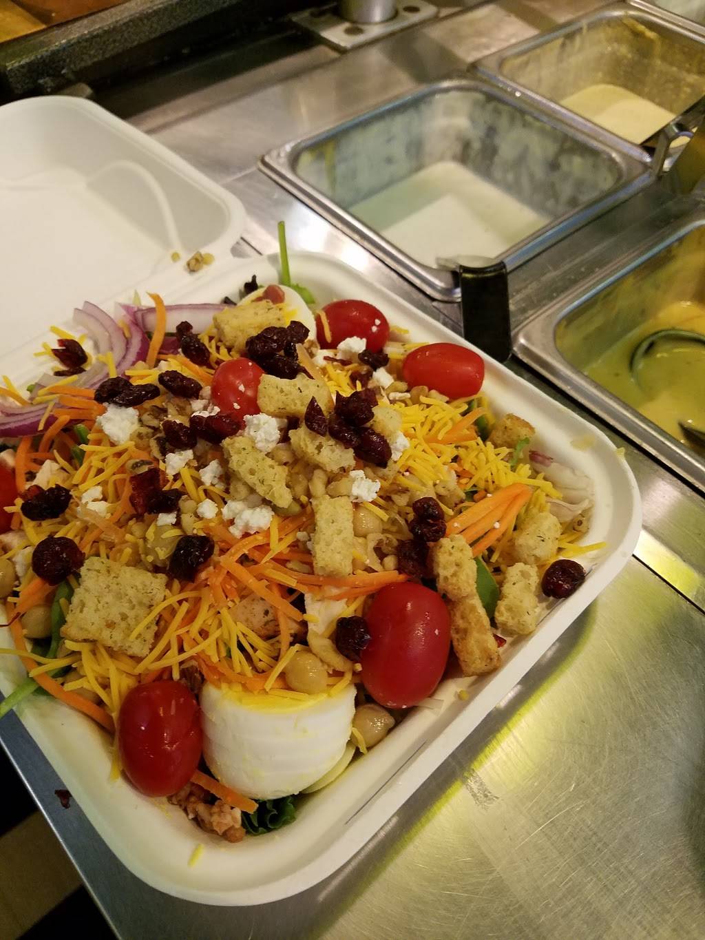 Greenroom Salads | restaurant | 500 Griswold St Suite 220, Detroit, MI 48226, USA | 3139639565 OR +1 313-963-9565