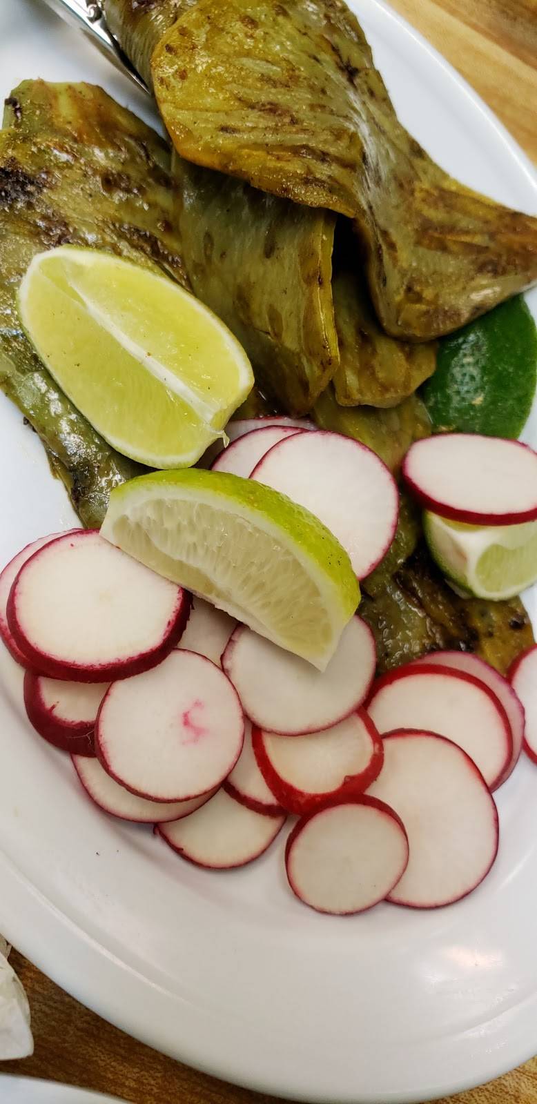 Taqueria Tres Reyes | restaurant | 8562 Mathis Ave, Manassas, VA 20110, USA | 7033356663 OR +1 703-335-6663