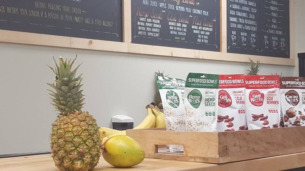 SoBol Acai Bowls & Beyond | restaurant | 2353 Central Park Ave, Yonkers, NY 10710, USA | 9143039600 OR +1 914-303-9600