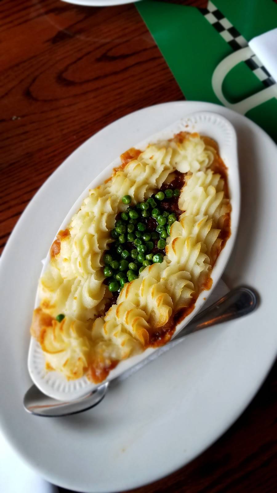 Donahues Madison Beach Grille | restaurant | 1320 Boston Post Rd, Madison, CT 06443, USA | 2033188362 OR +1 203-318-8362