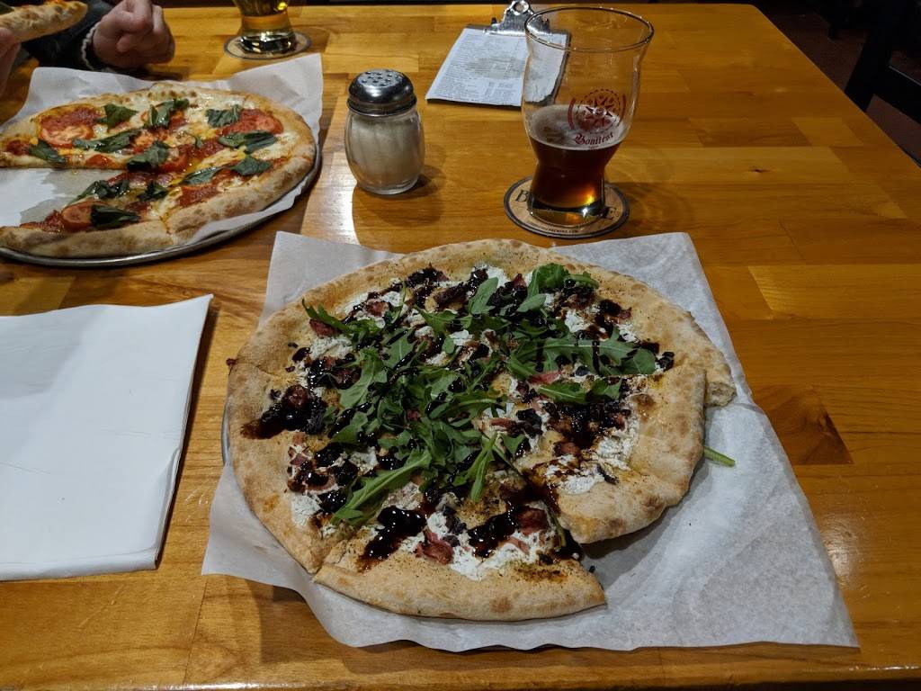 St Boniface Craft Brewing Co | restaurant | 1701 W Main St, Ephrata, PA 17522, USA | 7174666900 OR +1 717-466-6900