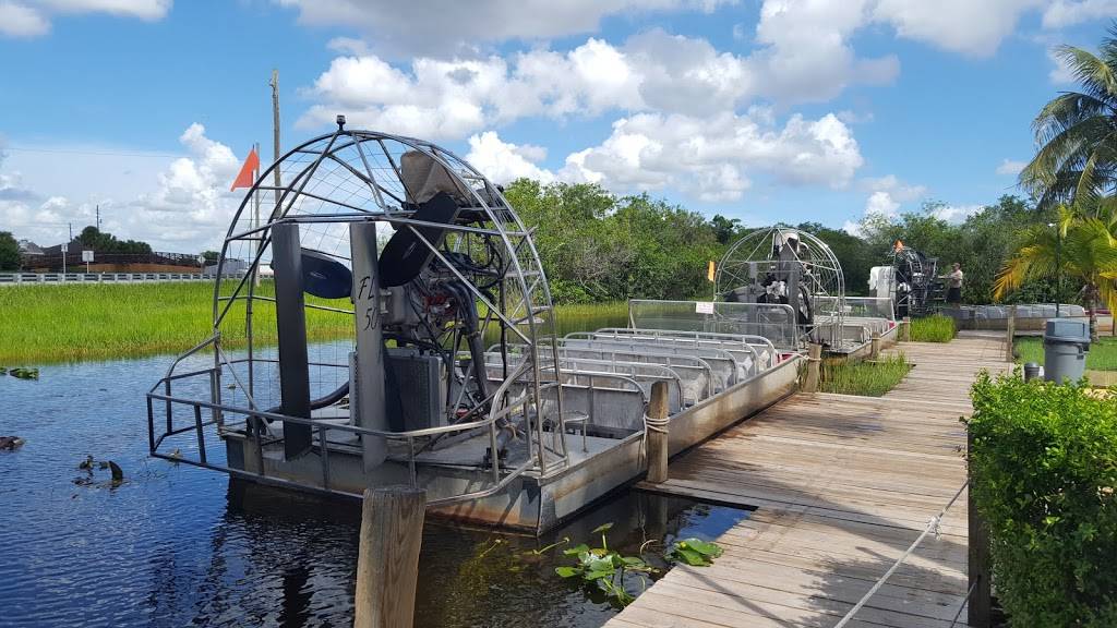 Gator Park | restaurant | 24050 SW 8th St, Miami, FL 33194, USA | 3055592255 OR +1 305-559-2255