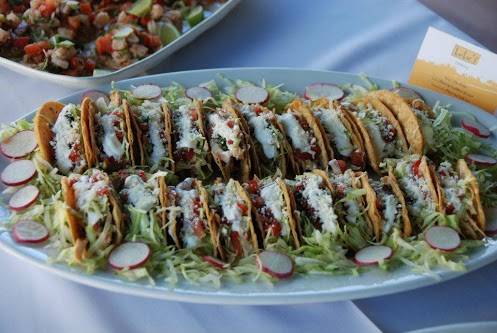 LuLus Town & Country Village | meal takeaway | 855 El Camino Real, Palo Alto, CA 94301, USA | 6503278226 OR +1 650-327-8226