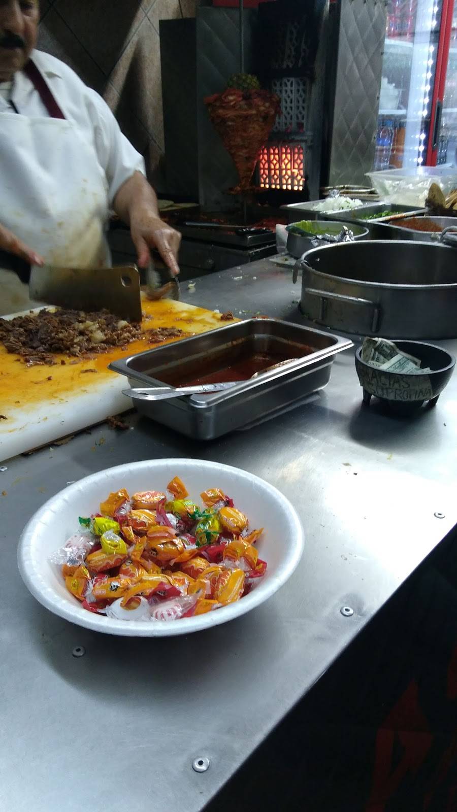 Tacos el Poblano Otay | restaurant | Sin nombre No. 29 17521, Garita de Otay, Tijuana, B.C., Mexico | 016641376588 OR +52 664 137 6588