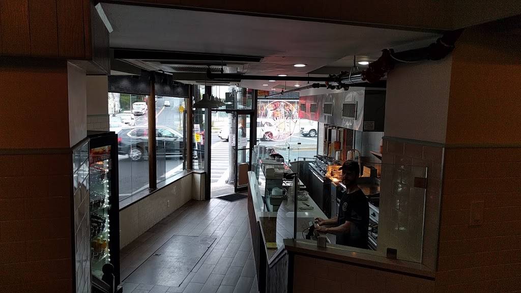 Gyro Gyro | restaurant | 2 N Central Ave, Hartsdale, NY 10530, USA | 9144379574 OR +1 914-437-9574