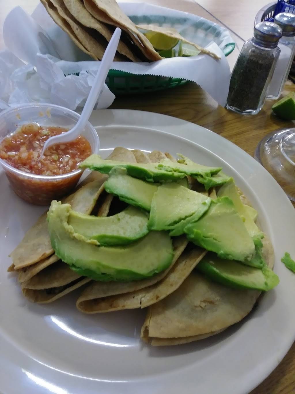 Mariscos San Juan | restaurant | 348 Willow St, San Jose, CA 95110, USA | 4089939765 OR +1 408-993-9765