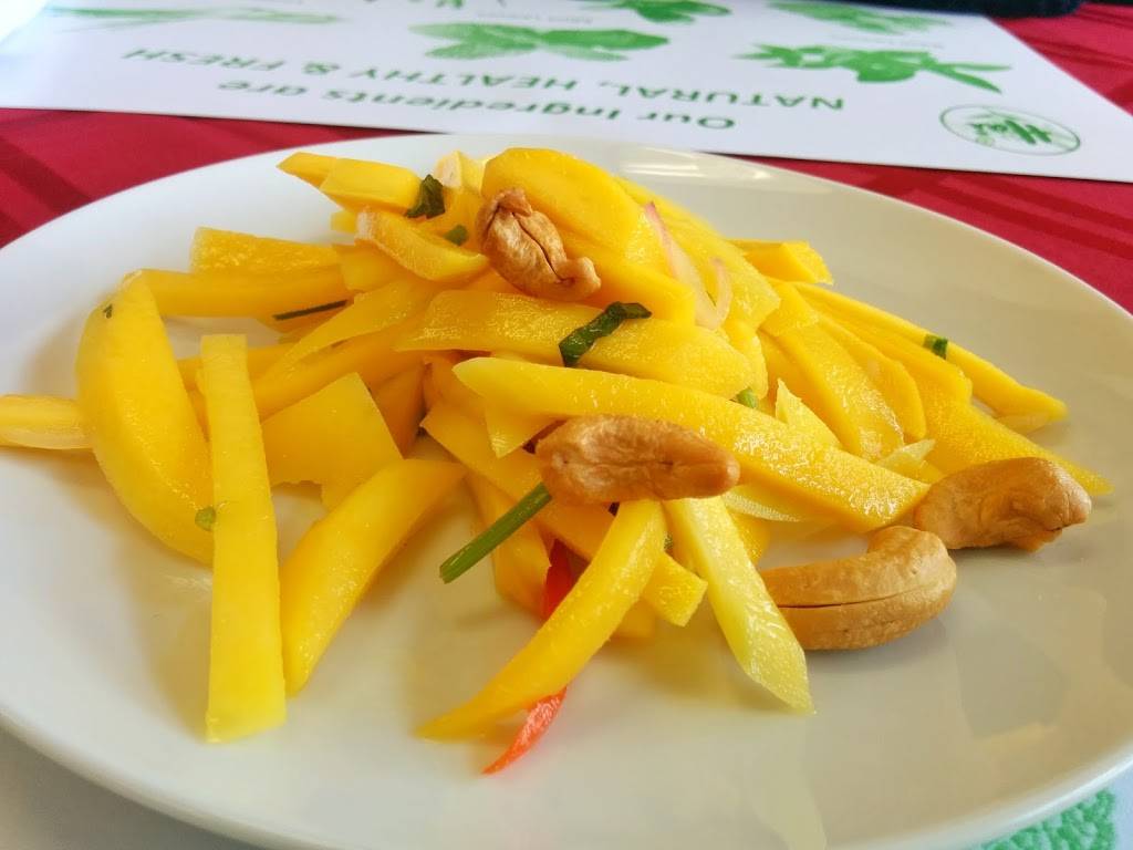 Hai Thai & Vietnamese Cuisine | restaurant | 701 Dundas St W, Whitby, ON L1N 2N3, Canada | 9054935888 OR +1 905-493-5888