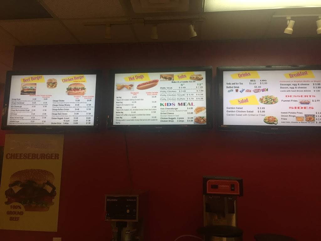 Chicago Burgers & Steak | restaurant | 2801 Wilma Rudolph Blvd, Clarksville, TN 37040, USA | 9312218000 OR +1 931-221-8000