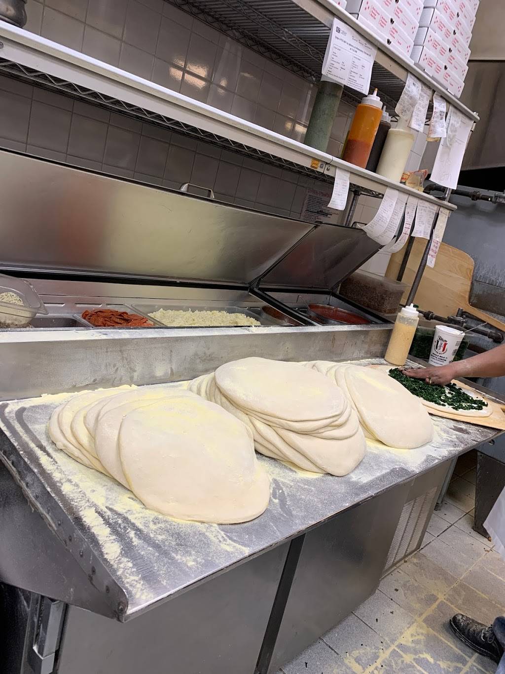 Dolce Carini Pizza | meal delivery | 1929 Chestnut St, Philadelphia, PA 19103, USA | 2155678892 OR +1 215-567-8892